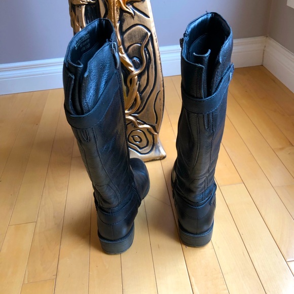 Naturalizer Women’s 6W, Comfort Wide Calf Leather Boots, EUC - Picture 3 of 11